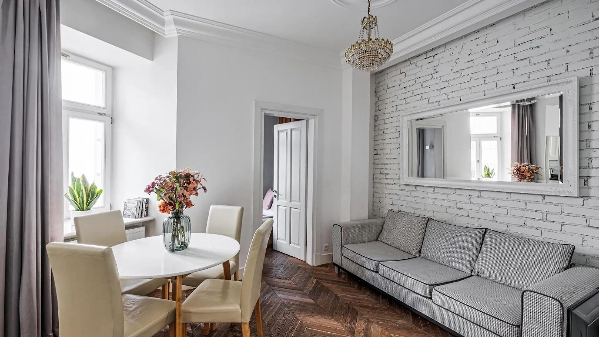 City Center - Cozy And Bright - Dobra 11 وارسو